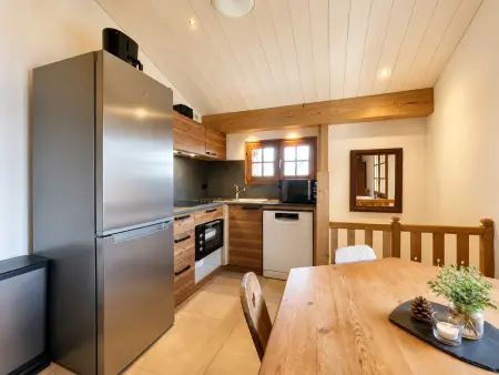 Chalet rénové avec vue Mont Charvin et WiFi, Chalet 4 personnes à Crest Voland - Photo 2