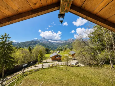 Chalet rénové avec vue Mont Charvin et WiFi, Chalet 4 personnes à Crest Voland - Photo 11
