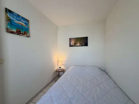 Appartement 2 pièces, balcon vue mer, parking privé, plage des Demoiselles - Photo 7