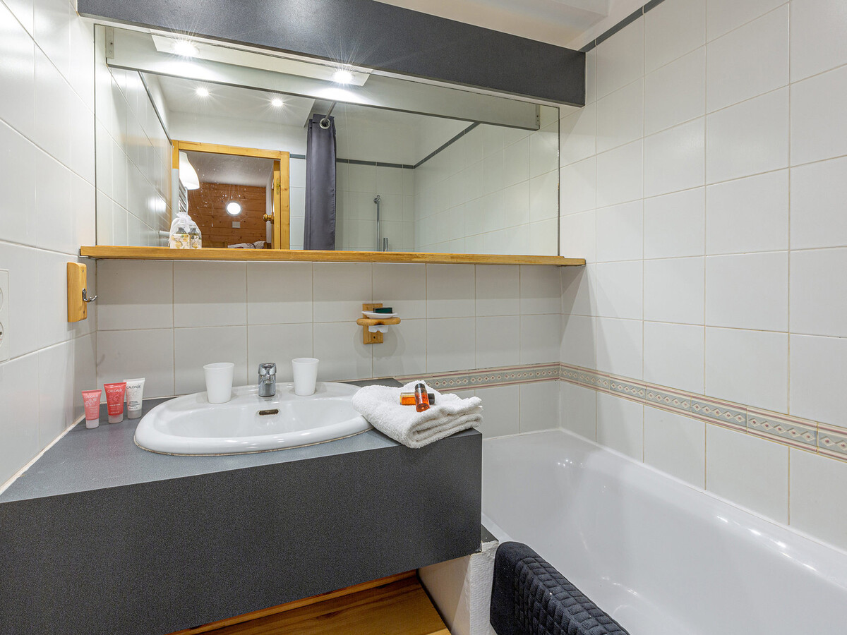 Appartement 2 pièces accès direct pistes à Val-d'Isère - Photo 9