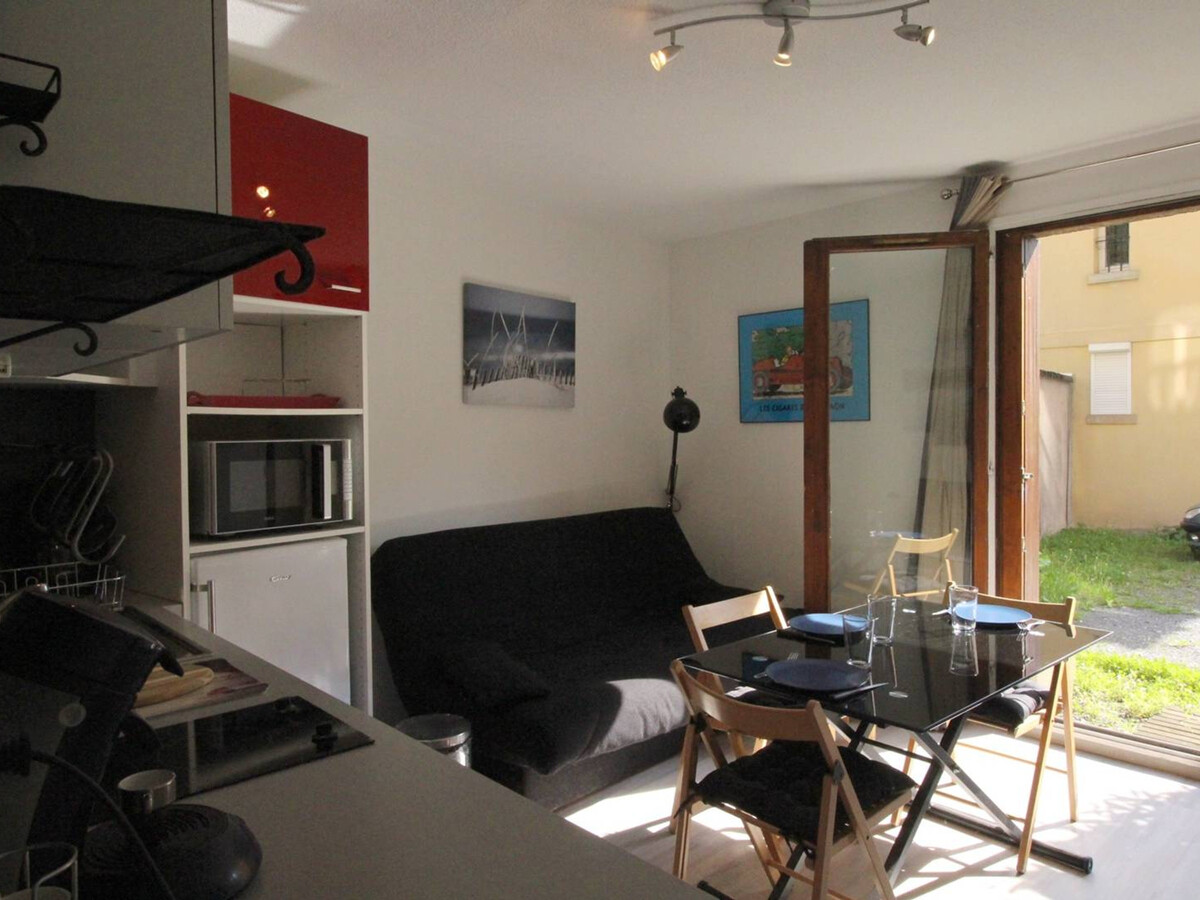 Studio cabine RDC avec jardinet à Bagnères-de-Luchon - Photo 8