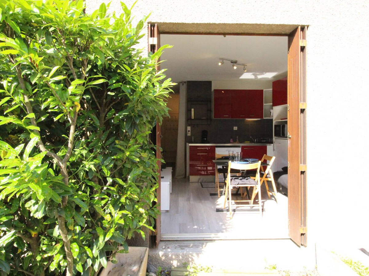 Studio cabine RDC avec jardinet à Bagnères-de-Luchon - Photo 12