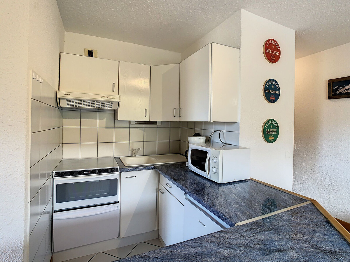 Studio lumineux 35m², 1 étoile, proche pistes, balcon, WiFi gratuit - Photo 5