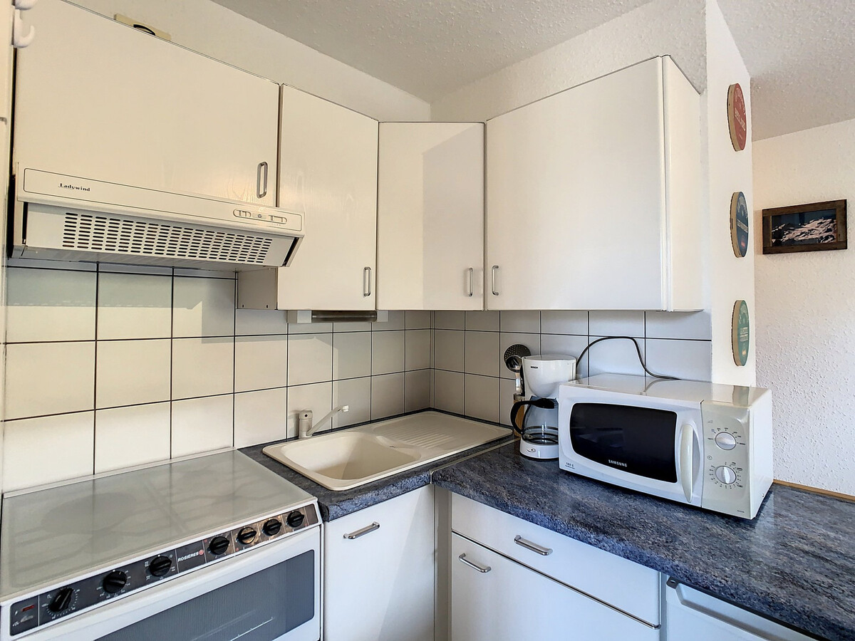 Studio lumineux 35m², 1 étoile, proche pistes, balcon, WiFi gratuit - Photo 6