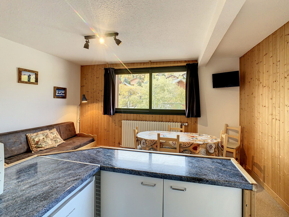 Studio lumineux 35m², 1 étoile, proche pistes, balcon, WiFi gratuit - Photo 7