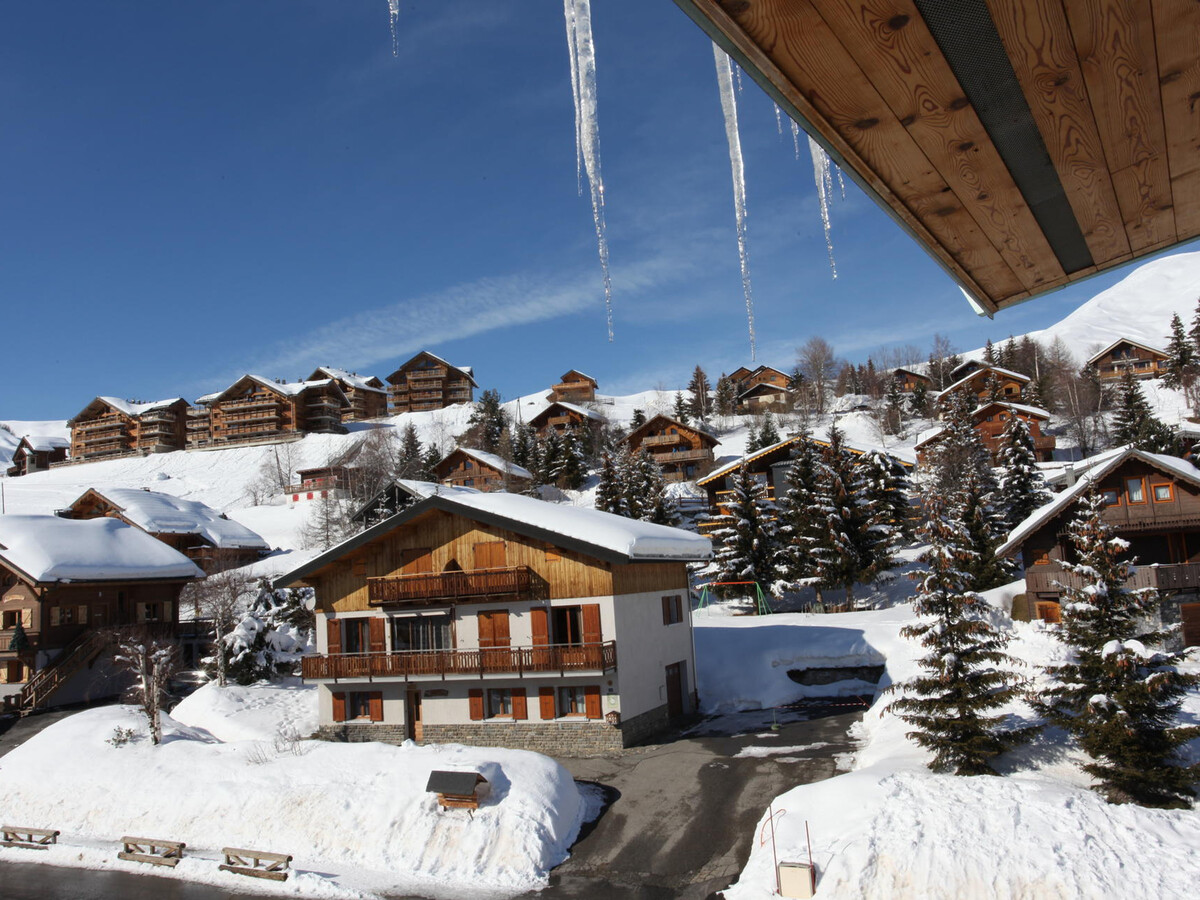 Bel appartement rénové 6 pers, près des pistes, balcon, wifi - Photo 11