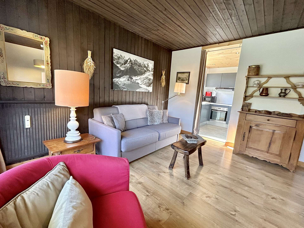 Appartement 2 pièces Megève, balcon ouest et parking - Photo 2