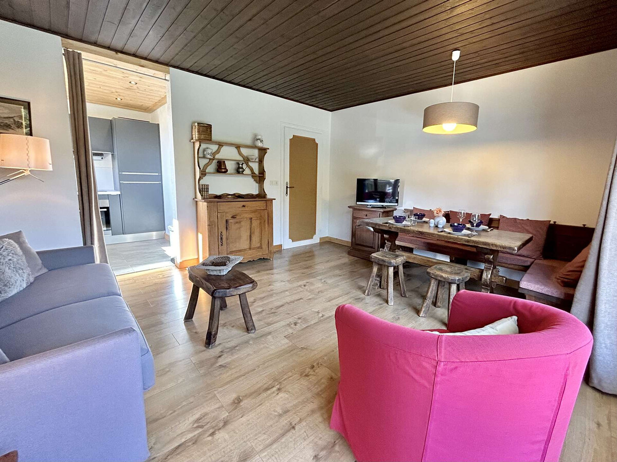 Appartement 2 pièces Megève, balcon ouest et parking - Photo 3
