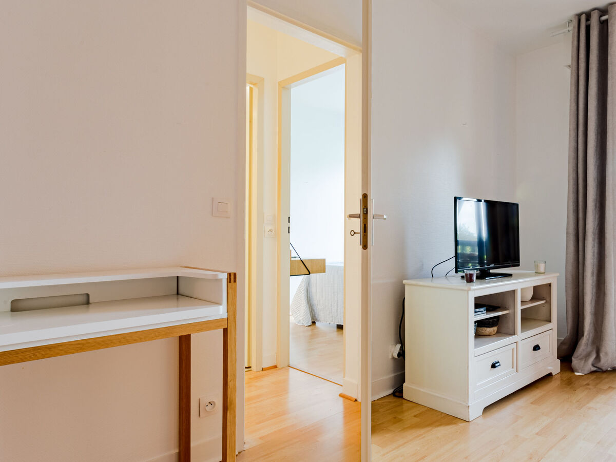 Appartement l'Hermitage, balcon est, à 300 m de la plage - Photo 9