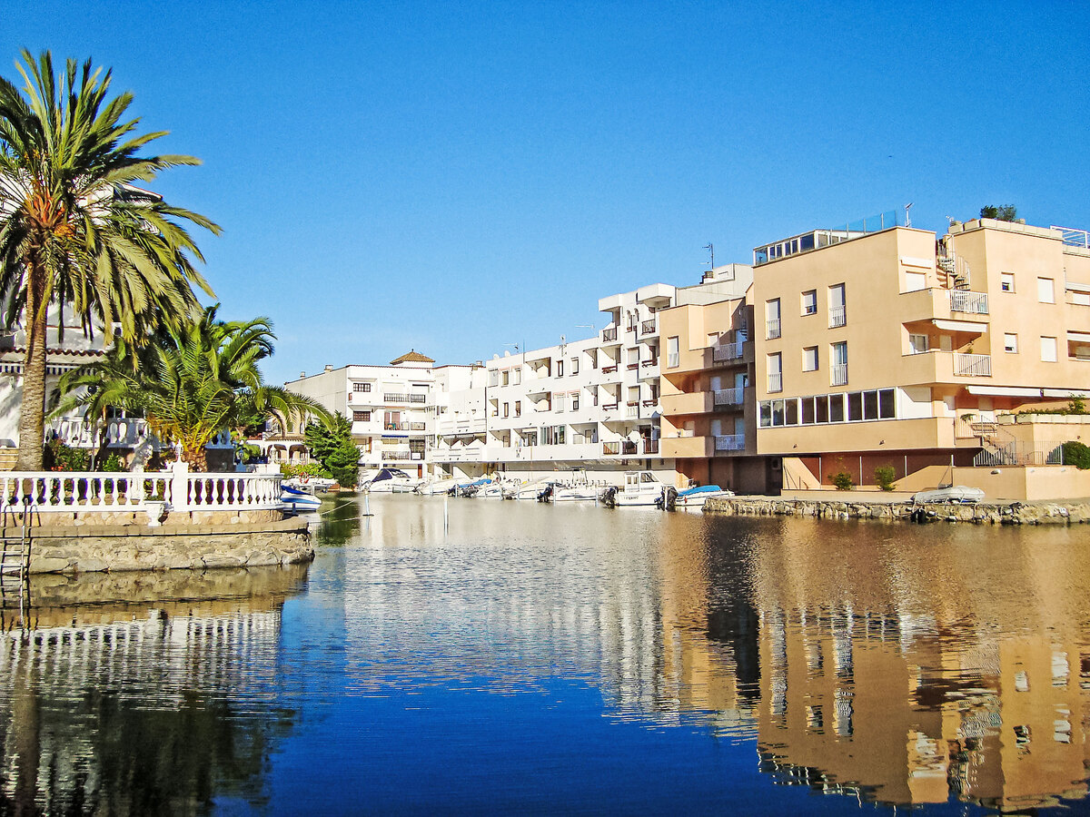 Apt 2 pièces Port Mistral au bord du canal - Photo 19