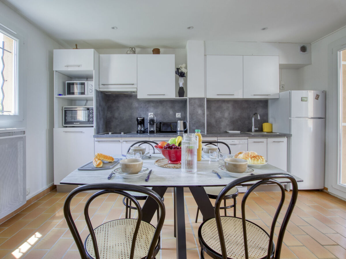 Mas de la Madrague – Apt 2 ch à 300 m de la mer - Photo 8