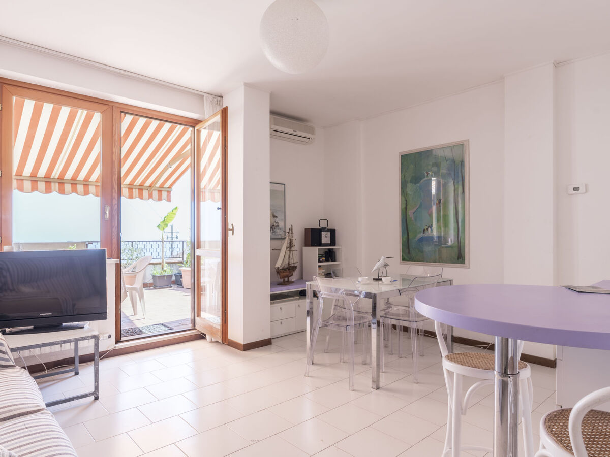 Appartement vue mer à Ospedaletti, terrasse 30 m² - Photo 2