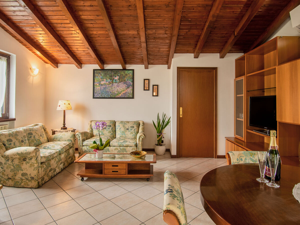 Appartement Azalea à Como, 3 chambres, balcon - Photo 6