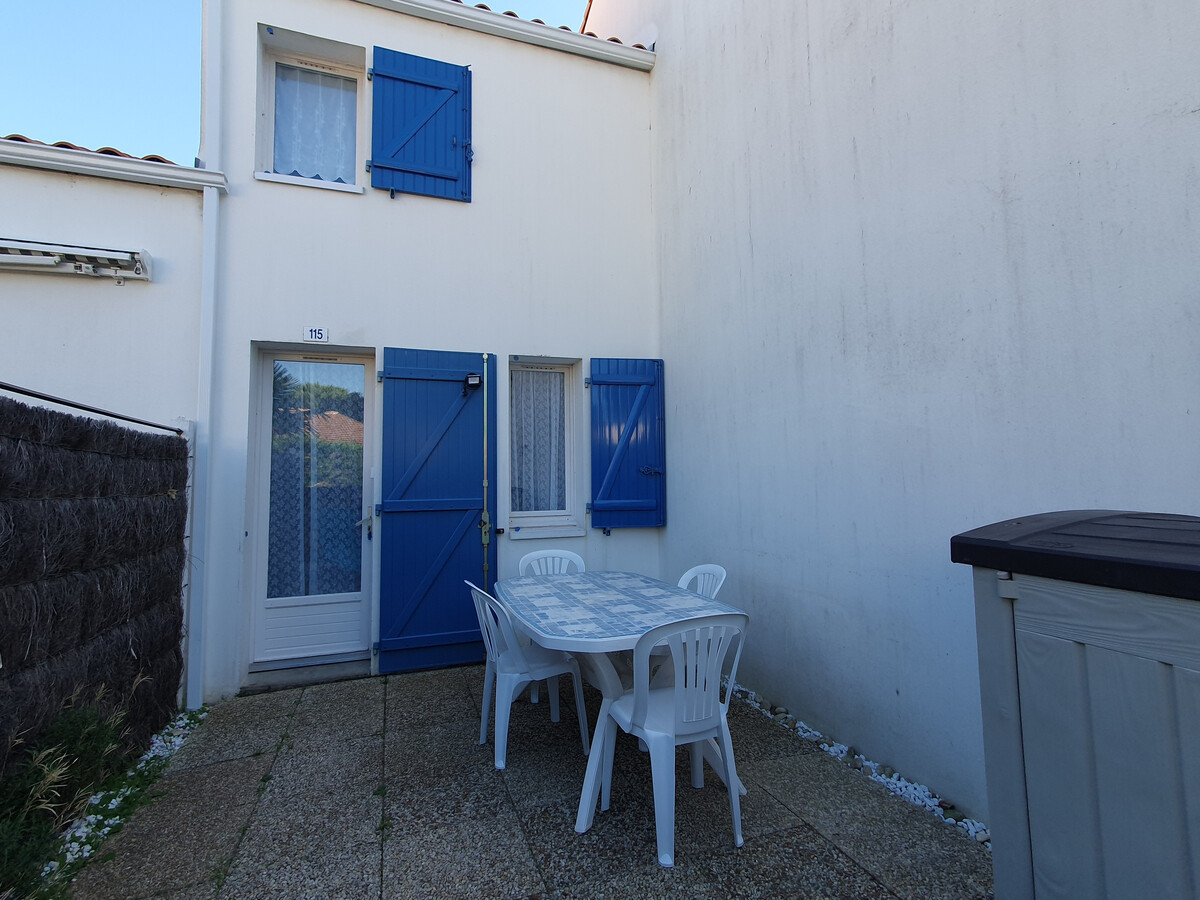 Maisonnette 4 pers à 200 m de la plage, parking privé - Photo 1