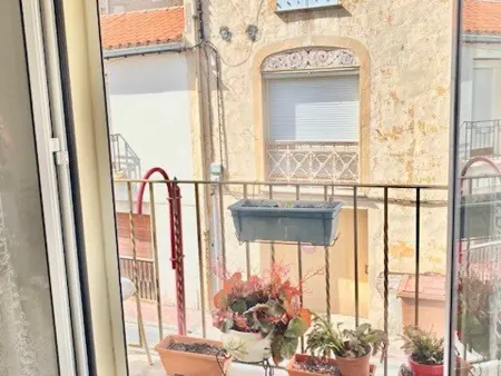 F2 centre-ville Amélie-les-Bains, 2 balcons et parking : photo 8