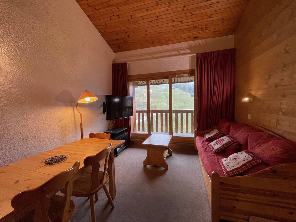 Appart 2 pièces mezzanine 6 pers, balcon sud, skis aux pieds - Photo 4