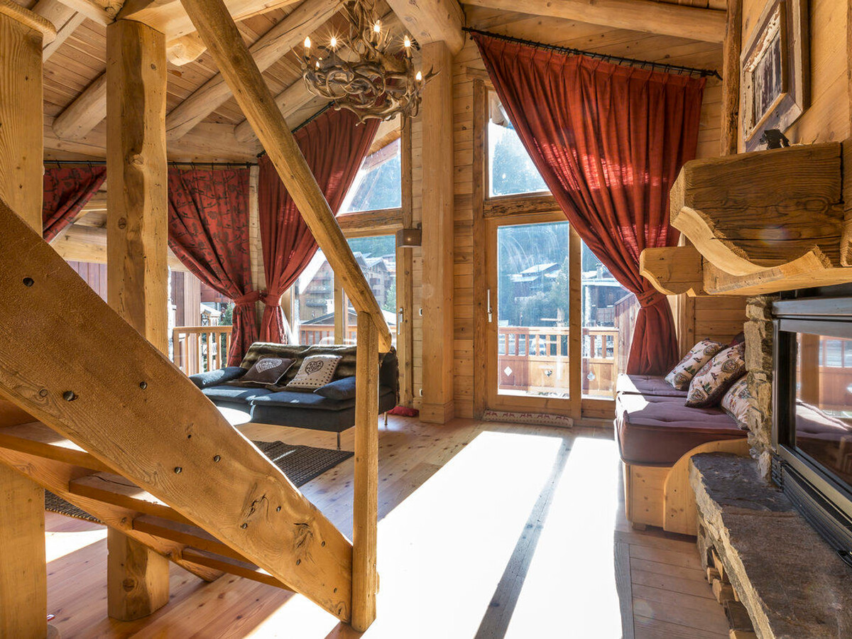 Appartement 6 personnes avec cheminée et balcon sud à Val-d'Isère - Photo 4