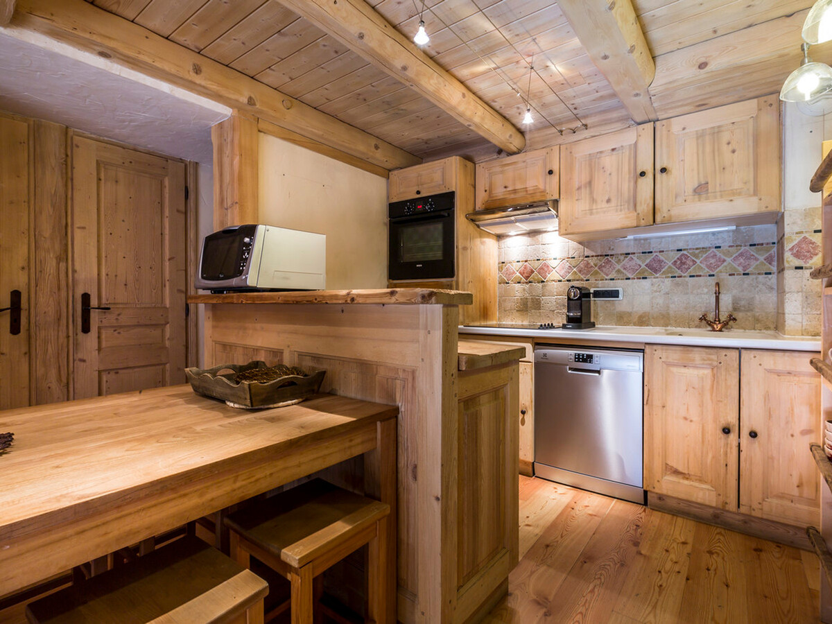Appartement 6 personnes avec cheminée et balcon sud à Val-d'Isère - Photo 5