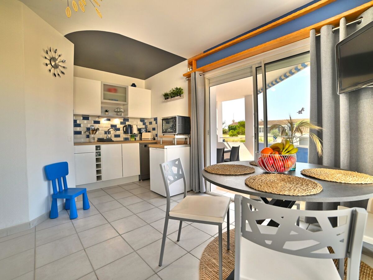 Appartement à 50 m de la plage, piscine, vue mer partielle - Photo 7