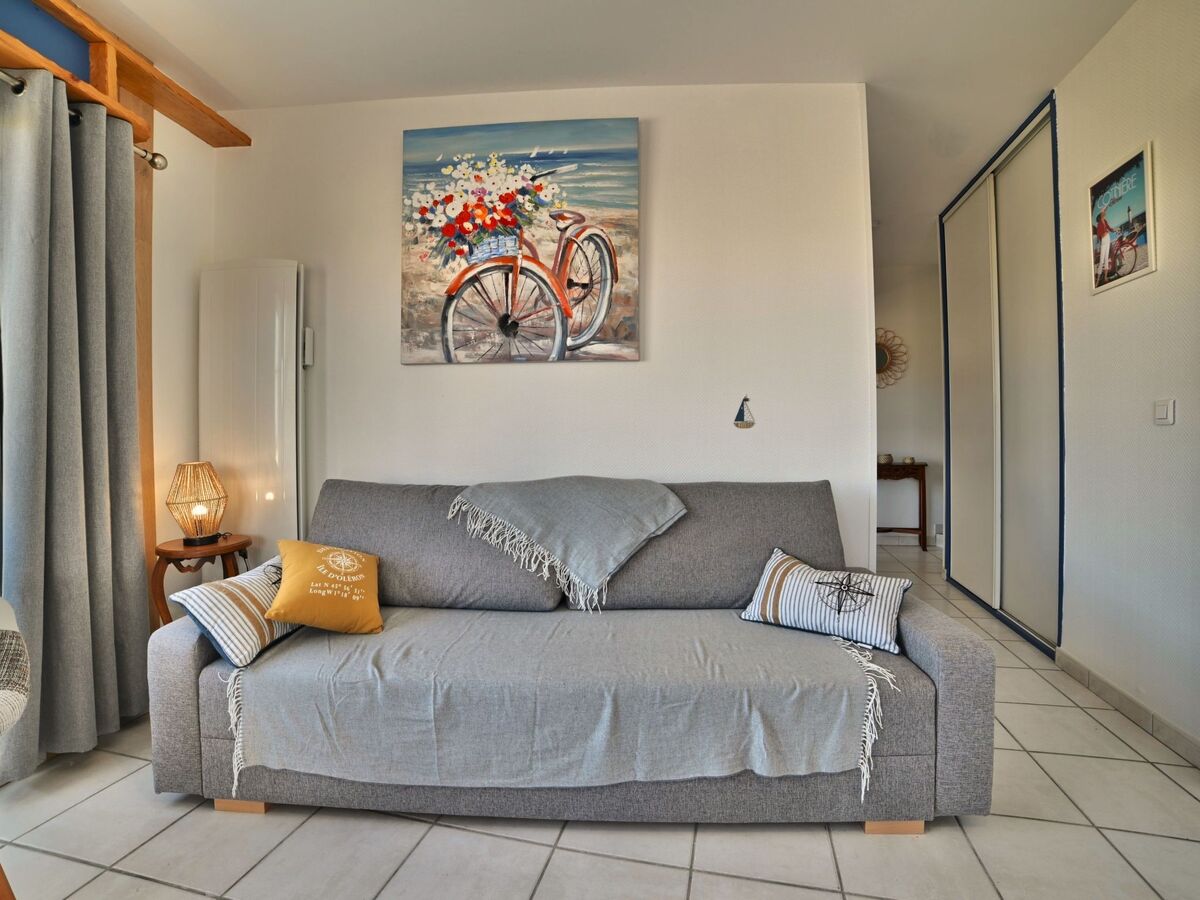 Appartement à 50 m de la plage, piscine, vue mer partielle - Photo 8