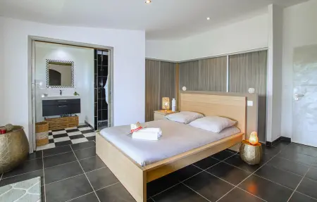 Maison 5 chambres avec piscine privée et vue Mont Ventoux : photo 27