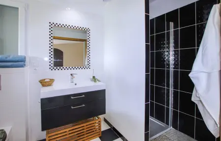 Maison 5 chambres avec piscine privée et vue Mont Ventoux : photo 41