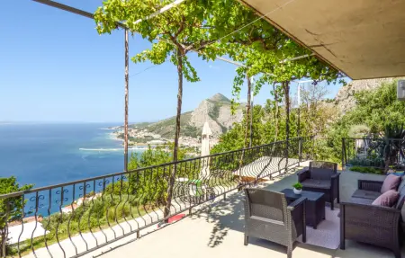 Location appartement à Omis