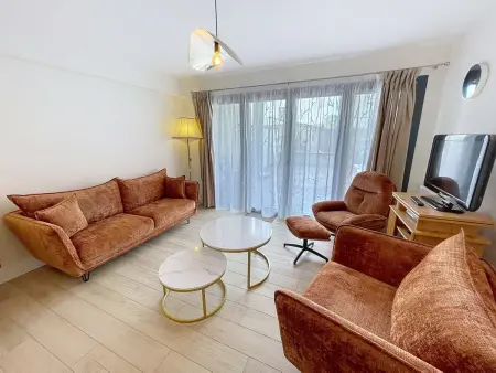 Appartement PMR avec Terrasse au Cœur de Granville, Proche Plage et Port - Photo 4