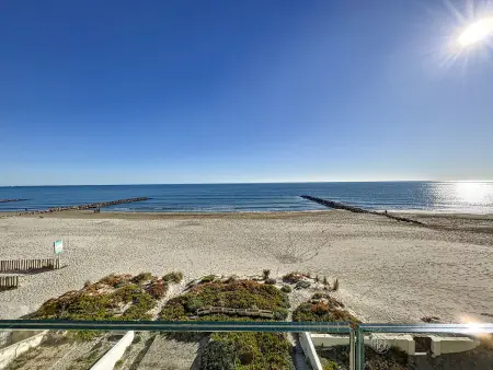 Location appartement à Mauguio, F2 cabine rénové sur plage avec parking à Carnon
