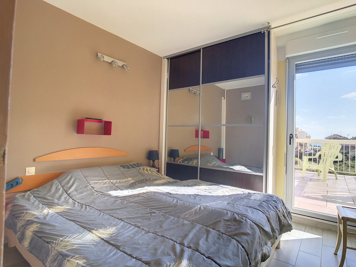 F2 cabine climatisé, terrasse 25m², garage à Carnon - Photo 9