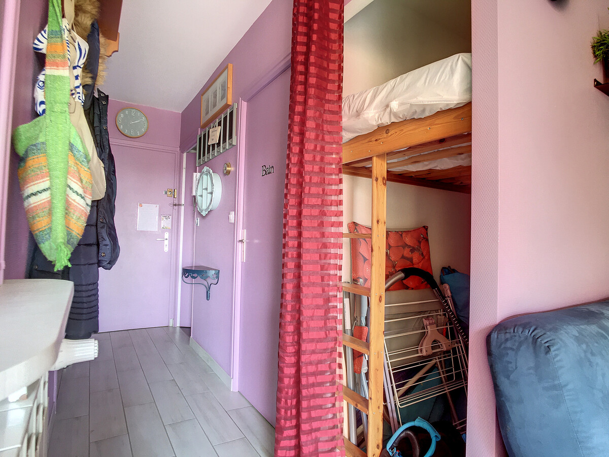 F2 cabine climatisé, terrasse 25m², garage à Carnon - Photo 14