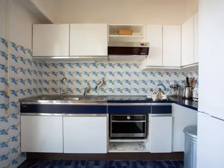 Le Corail – Studio 30 m² vue mer, terrasse sud à Villeneuve-Loubet : photo 9