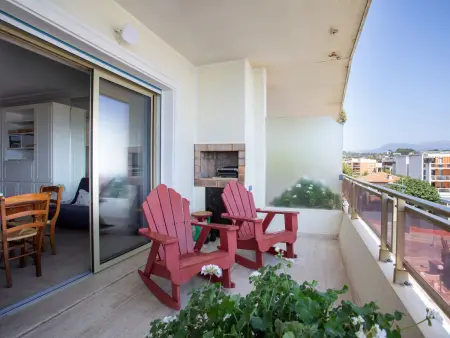 Le Corail – Studio 30 m² vue mer, terrasse sud à Villeneuve-Loubet : photo 13
