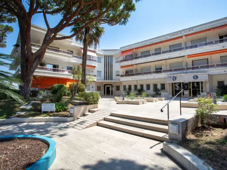 Le Corail – Studio 30 m² vue mer, terrasse sud à Villeneuve-Loubet : photo 19