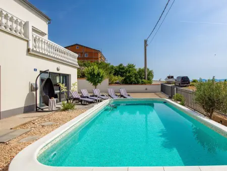 Villa Sunset view à Senj : 10 pers, piscine & vue mer : photo 16