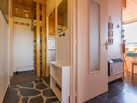 Appartement Chaleureux Centre Station avec Balcon - Photo 4