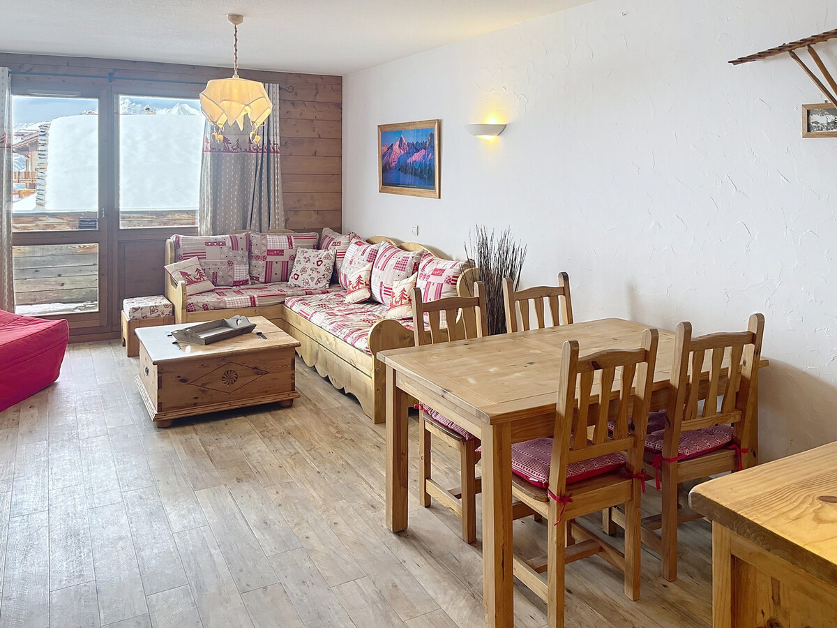 T2 45m² balcon sud-ouest, vue montagne à Montvalezan - Photo 1
