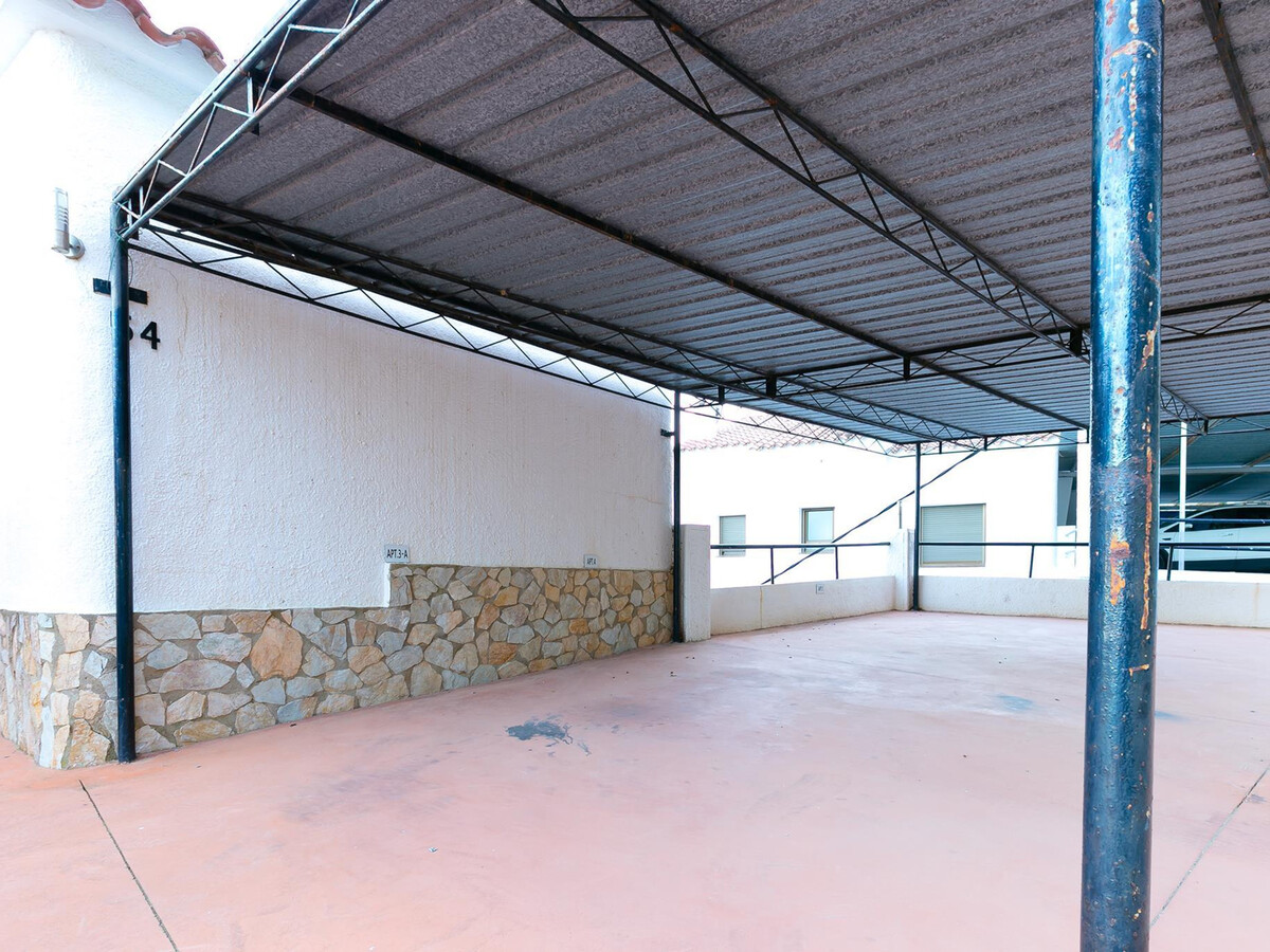 Appartement rénové, terrasse 30 m² vue baie à Roses - Photo 24