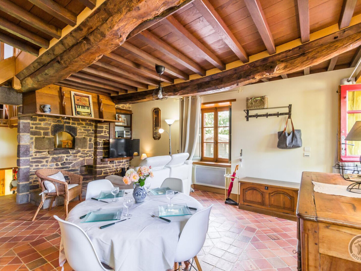 Maison en pierre réhabilitée avec jardin à Gavray-sur-Sienne - Photo 5