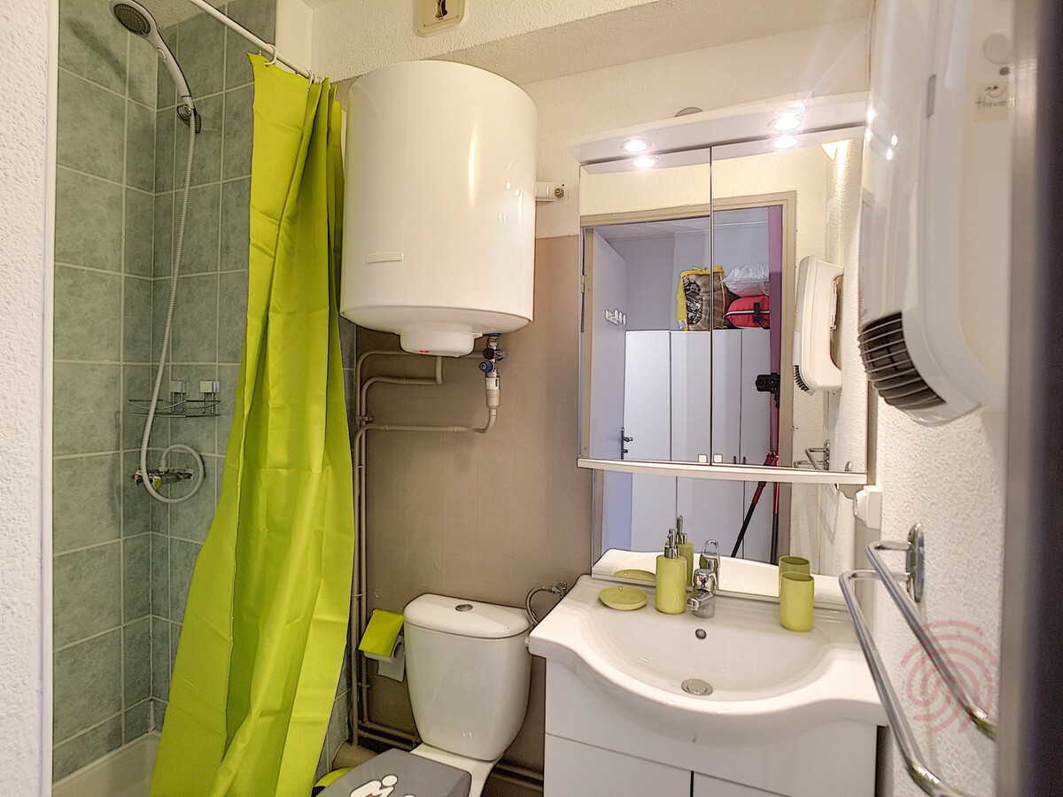 Studio 17 m² balcon vue ruisseau - Lamalou-les-Bains - Photo 9