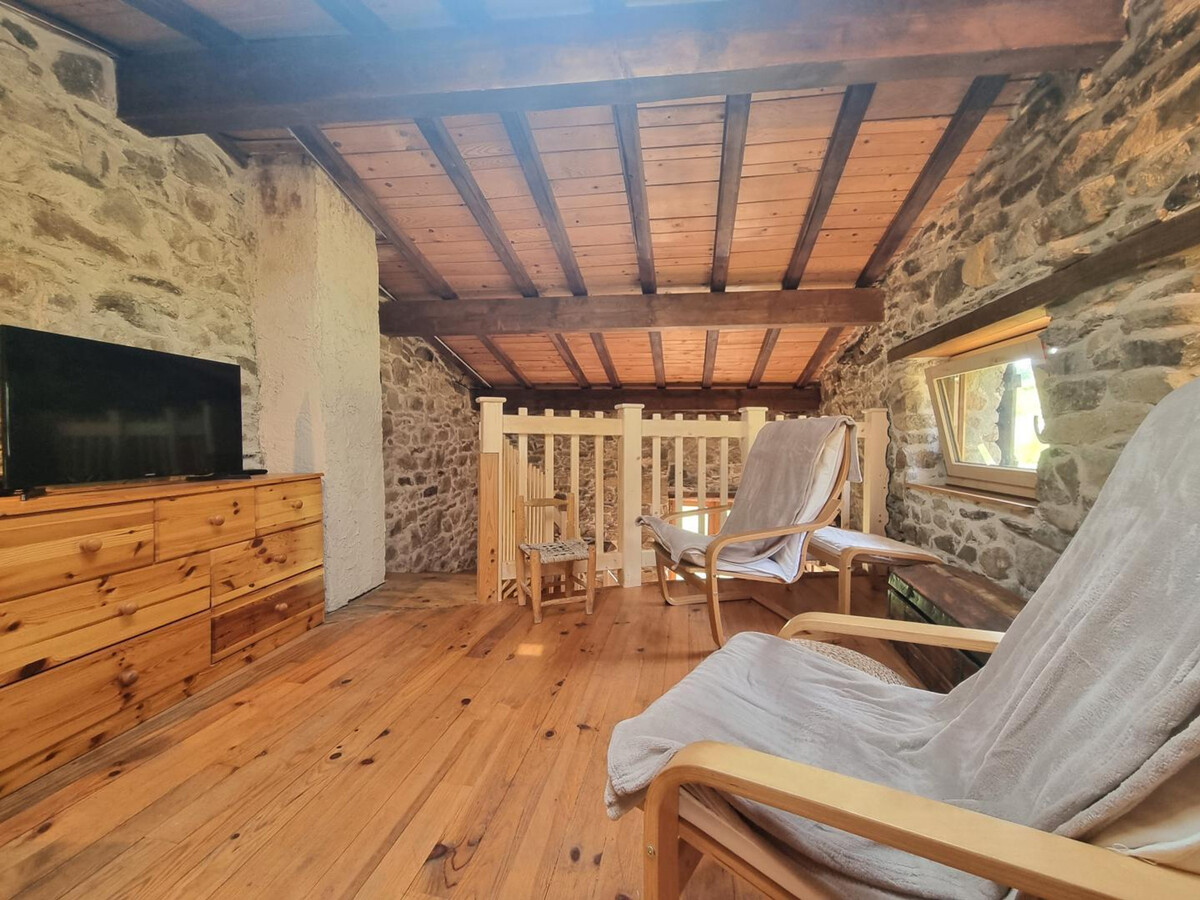 Gîte 100m² Pilat : 6 pers, poêle, vue vallons - Photo 17