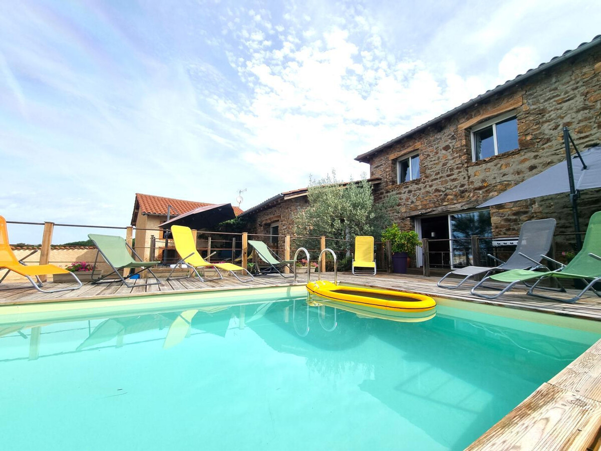 Gîte 10 pers. en campagne avec piscine et spa à Néronde - Photo 1