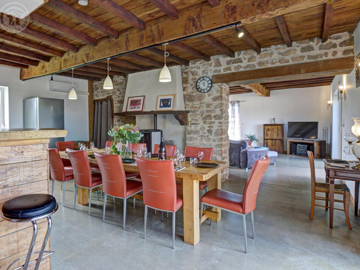 Gîte 10 pers. en campagne avec piscine et spa à Néronde - Photo 10