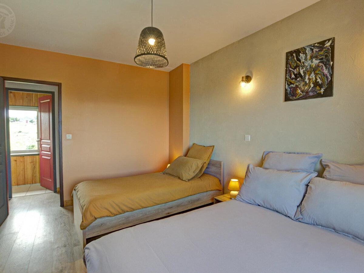 Gîte 10 pers. en campagne avec piscine et spa à Néronde - Photo 23