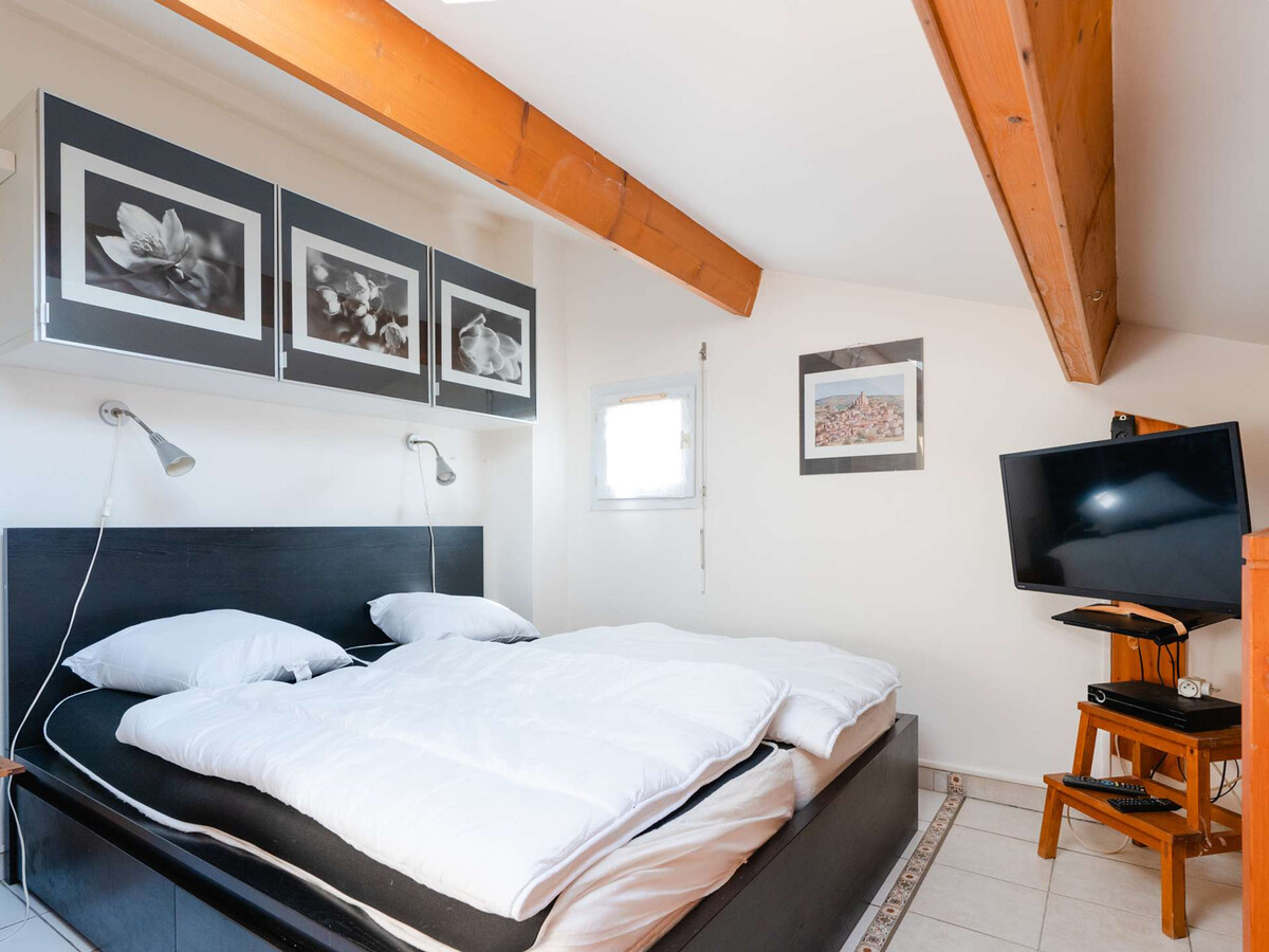 Studio mezzanine climatisé avec piscine à Gruissan - Photo 4