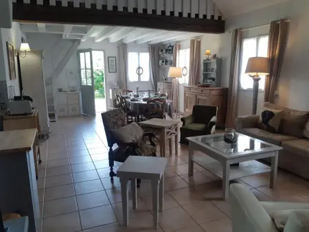 Gîte 4 pers. à Toulon-sur-Allier, poêle à bois et jardin : photo 6