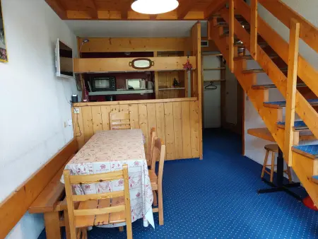 Duplex 10 pers, skis aux pieds, vue pistes aux Arcs 1800