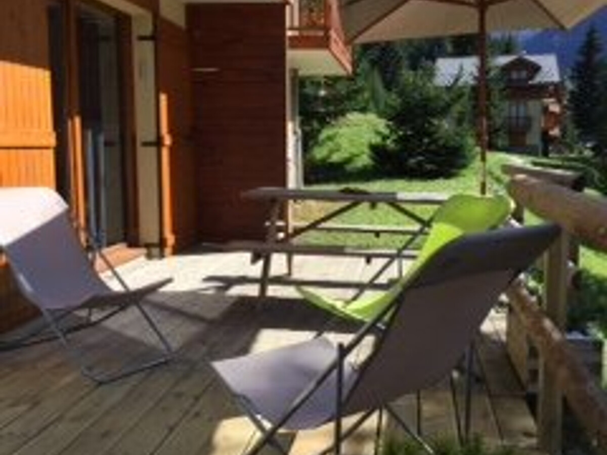T3 rénové 40 m² avec terrasse 20 m², pied des pistes - Photo 12