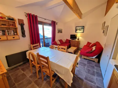 Location appartement à Valfréjus, Duplex rénové 6/8 pers, 2 sdb, balcon, coeur station, casier skis