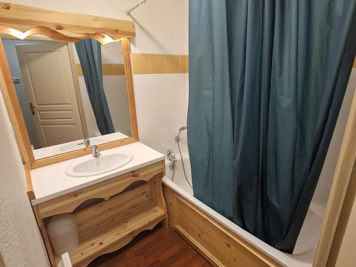 Appartement 2 pièces Valfréjus, balcon sud, 30m télécabine - Photo 3